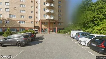 Lägenheter till salu i Botkyrka - Bild från Google Street View