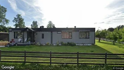 Lägenheter till salu i Kumla - Bild från Google Street View