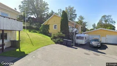 Lägenheter att hyra i Hultsfred - Bild från Google Street View Lägenheter att hyra i Hultsfred - Bild från Google Street View