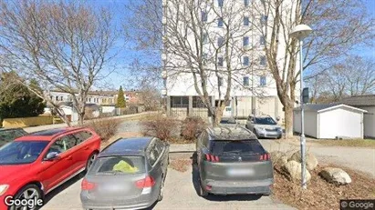 Bostadsrätter till salu i Täby - Bild från Google Street View Bostadsrätter till salu i Täby - Bild från Google Street View
