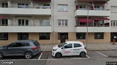 Bostadsrätter till salu i Sandviken - Bild från Google Street View Bostadsrätter till salu i Sandviken - Bild från Google Street View