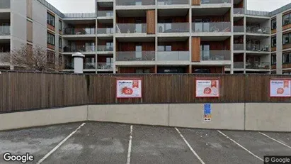 Bostadsrätter till salu i Huddinge - Bild från Google Street View Bostadsrätter till salu i Huddinge - Bild från Google Street View