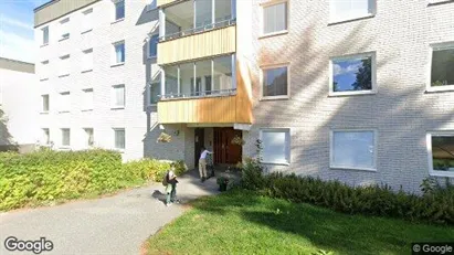Lägenheter till salu i Haninge - Bild från Google Street View Lägenheter till salu i Haninge - Bild från Google Street View