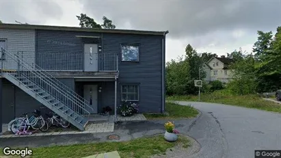Lägenheter till salu i Södertälje - Bild från Google Street View Lägenheter till salu i Södertälje - Bild från Google Street View