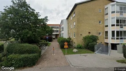 Lägenheter till salu i Lomma - Bild från Google Street View Lägenheter till salu i Lomma - Bild från Google Street View