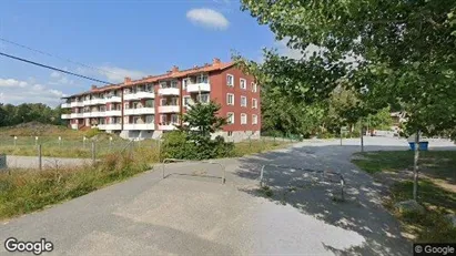 Bostadsrätter till salu i Huddinge - Bild från Google Street View Bostadsrätter till salu i Huddinge - Bild från Google Street View
