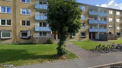 Lägenheter att hyra i Mölndal - Bild från Google Street View Lägenheter att hyra i Mölndal - Bild från Google Street View