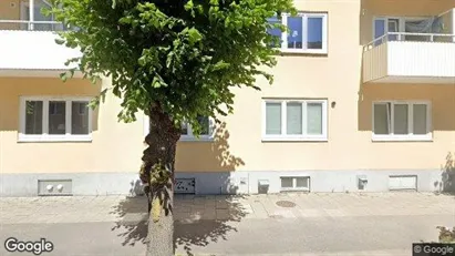 Lägenheter att hyra i Katrineholm - Bild från Google Street View Lägenheter att hyra i Katrineholm - Bild från Google Street View