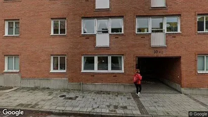 Lägenheter att hyra i Halmstad - Bild från Google Street View Lägenheter att hyra i Halmstad - Bild från Google Street View