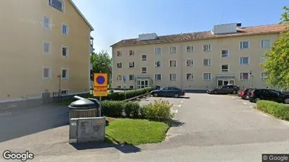 Lägenheter att hyra i Hallsberg - Bild från Google Street View Lägenheter att hyra i Hallsberg - Bild från Google Street View