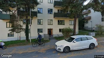 Lägenheter till salu i Västerort - Bild från Google Street View Lägenheter till salu i Västerort - Bild från Google Street View
