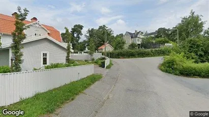 Bostadsrätter till salu i Nacka - Bild från Google Street View
