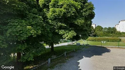 Bostadsrätter till salu i Botkyrka - Bild från Google Street View Bostadsrätter till salu i Botkyrka - Bild från Google Street View