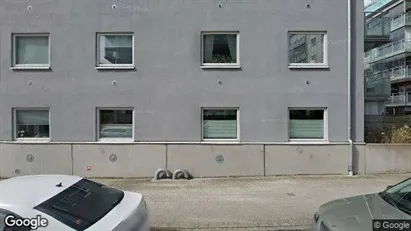 Lägenheter till salu i Halmstad - Bild från Google Street View Lägenheter till salu i Halmstad - Bild från Google Street View