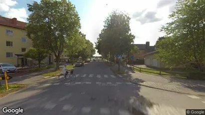Lägenheter till salu i Vara - Bild från Google Street View Lägenheter till salu i Vara - Bild från Google Street View