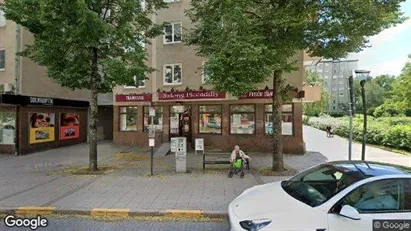 Bostadsrätter till salu i Solna - Bild från Google Street View Bostadsrätter till salu i Solna - Bild från Google Street View
