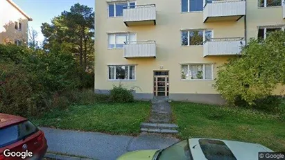 Lägenheter till salu i Västerort - Bild från Google Street View Lägenheter till salu i Västerort - Bild från Google Street View