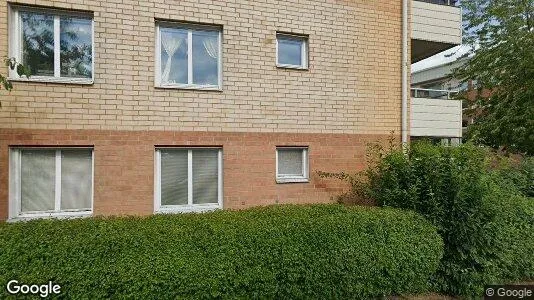 Lägenheter till salu i Huddinge - Bild från Google Street View
