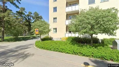 Lägenheter till salu i Västerort - Bild från Google Street View Lägenheter till salu i Västerort - Bild från Google Street View