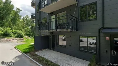Lägenheter att hyra i Botkyrka - Bild från Google Street View Lägenheter att hyra i Botkyrka - Bild från Google Street View