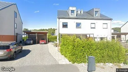 Lägenheter att hyra i Område ej specificerat - Bild från Google Street View Lägenheter att hyra i Område ej specificerat - Bild från Google Street View