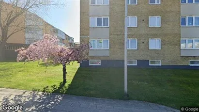 Lägenheter till salu i Simrishamn - Bild från Google Street View Lägenheter till salu i Simrishamn - Bild från Google Street View