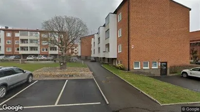 Lägenheter till salu i Skövde - Bild från Google Street View Lägenheter till salu i Skövde - Bild från Google Street View