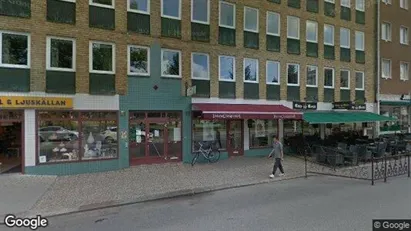 Lägenheter att hyra i Karlskrona - Bild från Google Street View Lägenheter att hyra i Karlskrona - Bild från Google Street View