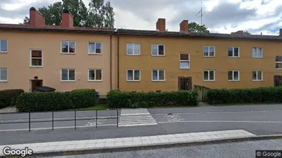 Lägenheter till salu i Söderort - Bild från Google Street View Lägenheter till salu i Söderort - Bild från Google Street View