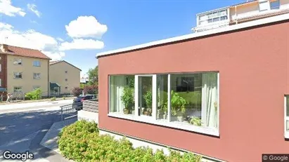 Lägenheter att hyra i Stenungsund - Bild från Google Street View Lägenheter att hyra i Stenungsund - Bild från Google Street View
