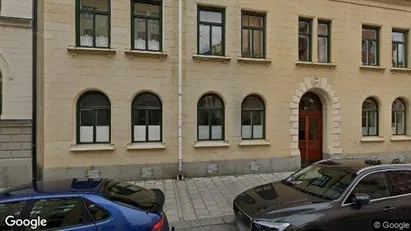 Bostadsrätter till salu i Östermalm - Bild från Google Street View Bostadsrätter till salu i Östermalm - Bild från Google Street View