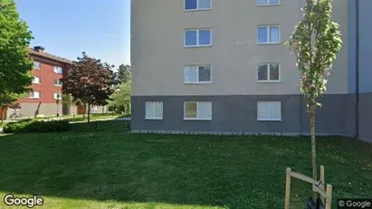 Lägenheter till salu i Haninge - Bild från Google Street View Lägenheter till salu i Haninge - Bild från Google Street View