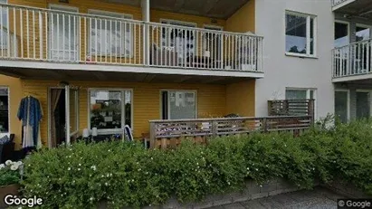 Lägenheter till salu i Solna - Bild från Google Street View Lägenheter till salu i Solna - Bild från Google Street View