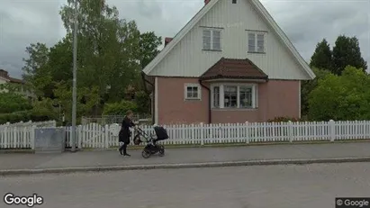 Lägenheter till salu i Söderort - Bild från Google Street View Lägenheter till salu i Söderort - Bild från Google Street View