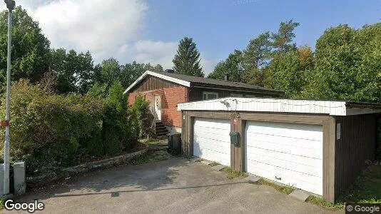 Lägenheter till salu i Upplands-Bro - Bild från Google Street View