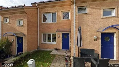 Lägenheter till salu i Sollentuna - Bild från Google Street View