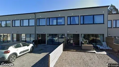 Bostadsrätter till salu i Österåker - Bild från Google Street View