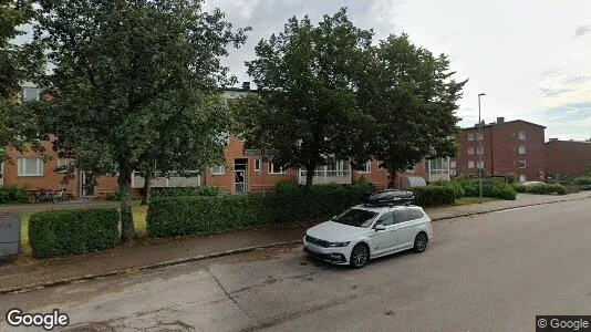 Bostadsrätter till salu i Enköping - Bild från Google Street View