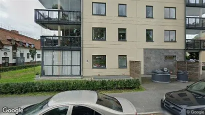 Bostadsrätter till salu i Mark - Bild från Google Street View