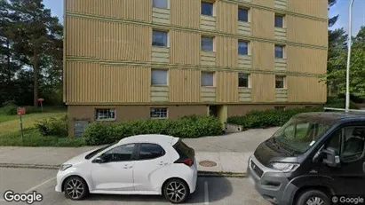 Bostadsrätter till salu i Täby - Bild från Google Street View