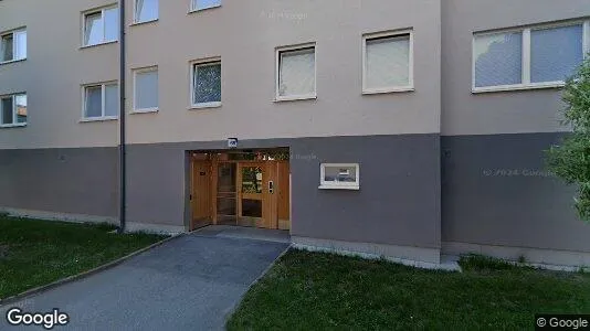 Bostadsrätter till salu i Haninge - Bild från Google Street View