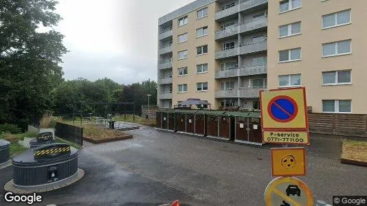 Lägenheter att hyra i Huddinge - Bild från Google Street View