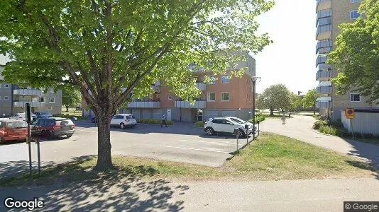 Lägenheter till salu i Köping - Bild från Google Street View