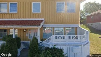 Bostadsrätter till salu i Strömstad - Bild från Google Street View