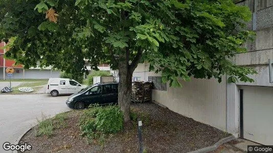Lägenheter att hyra i Huddinge - Bild från Google Street View