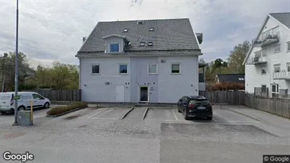 Bostadsrätter till salu i Tyresö - Bild från Google Street View