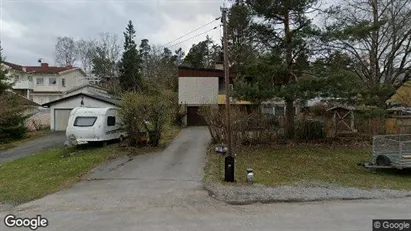 Lägenheter till salu i Huddinge - Bild från Google Street View