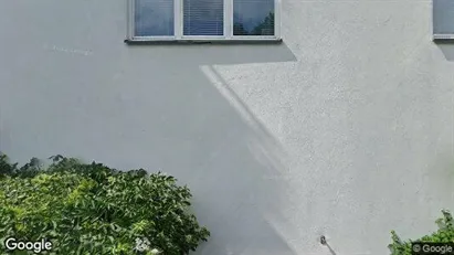 Lägenheter att hyra i Huddinge - Bild från Google Street View