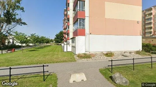 Bostadsrätter till salu i Botkyrka - Bild från Google Street View