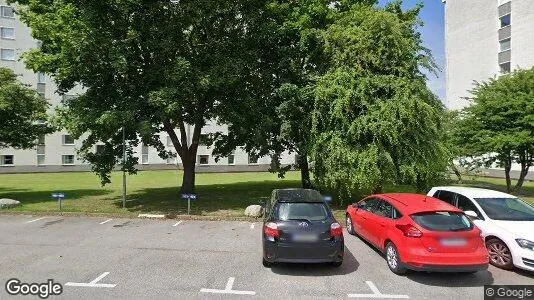 Lägenheter till salu i Husie - Bild från Google Street View